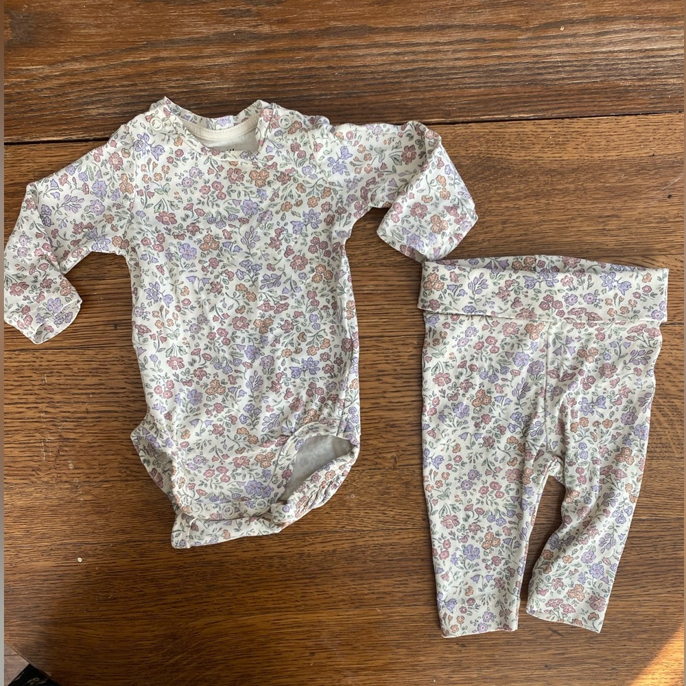 Floral H&M Matching Set, Size: Newborn